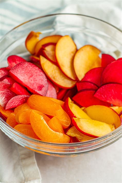 Summer Stone Fruit Salad With Prosecco And Jalapeno Vinaigrette Meiko And The Dish