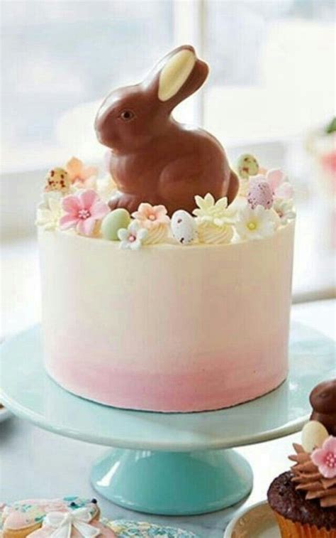 Pin By Deb Twynam On E A S T E R Easter Cake Decorating Easter Bunny