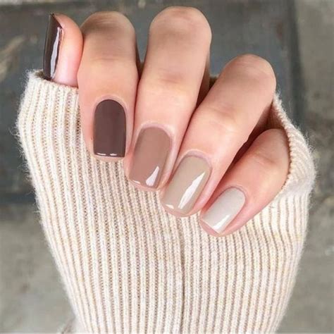 Elegante Y Sofisticada Las Nude Nails Son La Mejor Tendencia De Esta