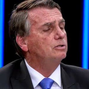 PF conclui que Bolsonaro cometeu crime por divulgar informações falsas