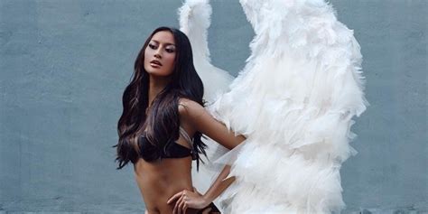 Potret Bikini Look Ayu Maulida For Miss Universe 2020 Like An Angel