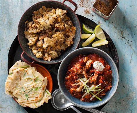 Recept Kip Tikka Masala Met Geroosterde Bloemkool En Ui Pannenkoekjes