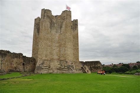 Conisbrough Castle (Conisbrough) - Visitor Information & Reviews