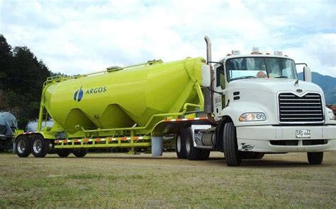 Transporte De Cemento A Granel En Concreto