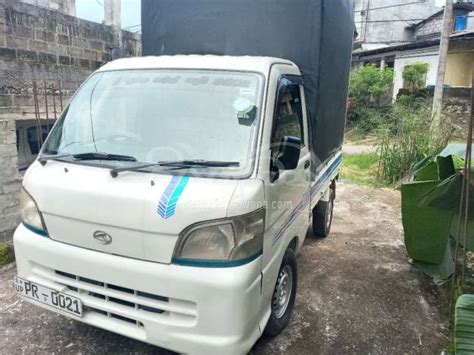 Daihatsu Hijet Used 2006 Petrol Negotiable Sri Lanka