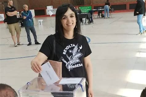 Silvia Orriols Aliança Catalana ha sido la primera candidata en votar