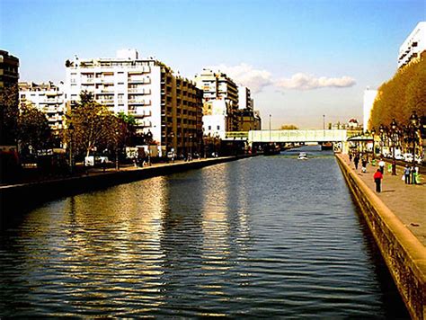 Canal de l Ourcq 19ème arrondissement Paris Routard