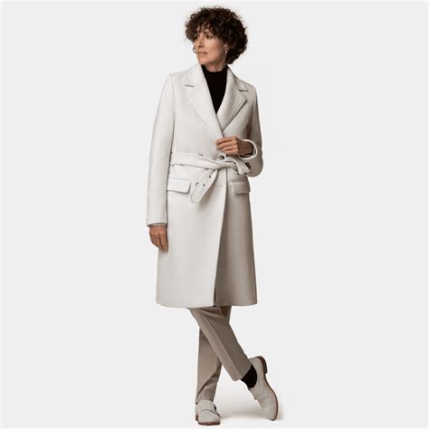 Long Cream Wool Trench Coat With Wide Lapels Sumissura