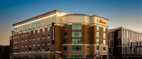 Hotel in Asheville, NC - Hilton Garden Inn Asheville