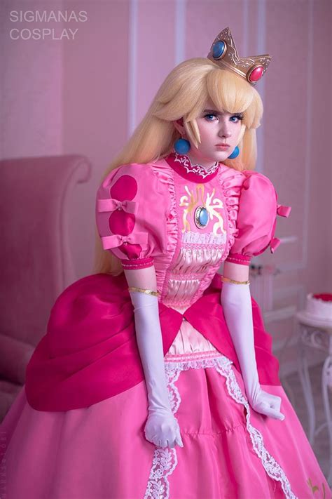 Pin By Empire On Fairy Tale Disney Princess Princess Peach Cosplay