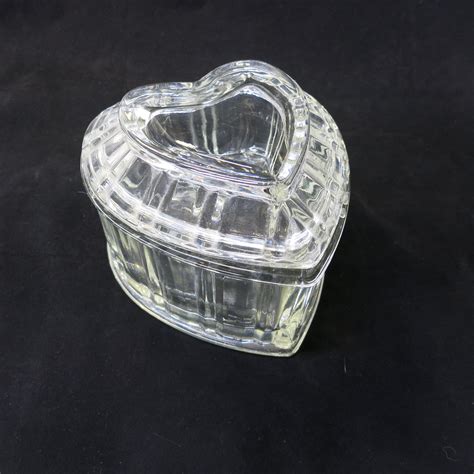 Vintage Large Clear Crystal Glass Heart Shaped Candy Dish With Lid