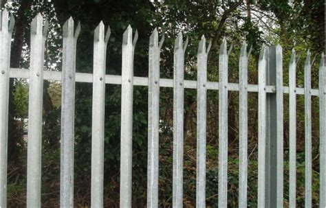 Galvanised Security Palisade Fencing Triple Point W Section Metal