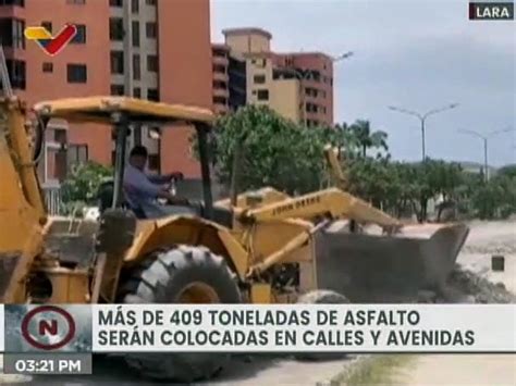 Colocan M S De Toneladas De Asfalto En La Avenida Bracamonte De La