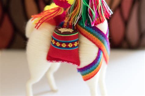 Peruvian Llama Ornament Ethnic Decoration From Alpaca Yarn Psperu