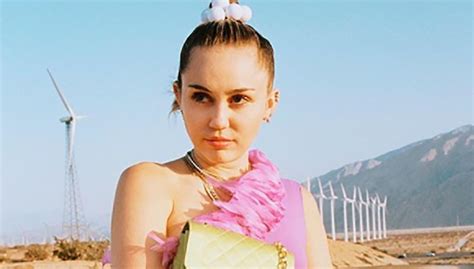 Miley Cyrus Cops Mad Backlash For Her ‘ignorant Behaviour Nova 100
