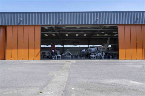 Aéroport de Paris Le Bourget Bâtiment AFMAE Hangar aéroportuaire