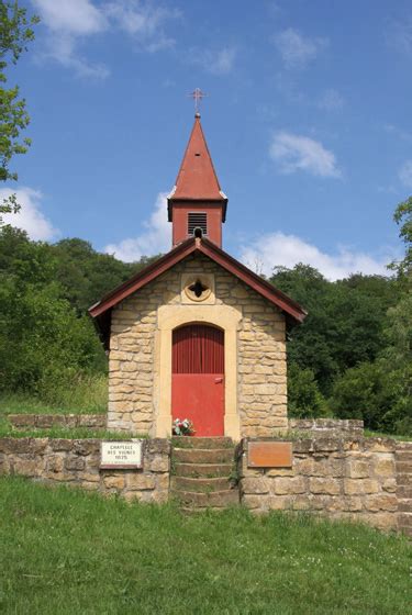 Chapelle Notre Dame de Lourdes dite chapelle des Vignes les Hâtes