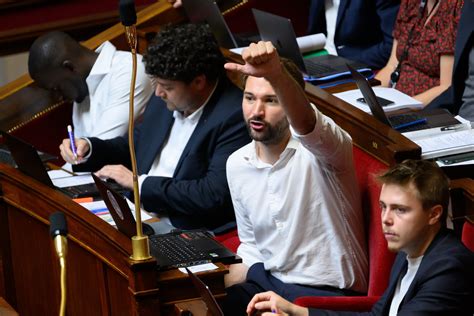 En Images Cravates Chahut L Assembl E Nationale En Pleine Bullition