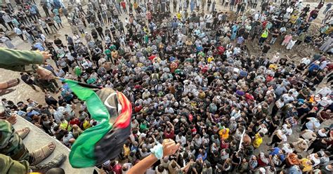 Des Centaines De Personnes Manifestent Contre La Corruption Derna