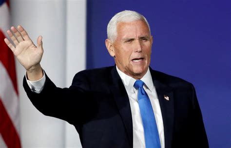 États Unis pourquoi lancien vice président Mike Pence abandonne t il