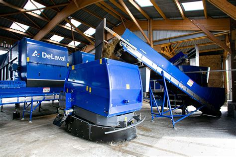 DeLaval lanza un nuevo robot de alimentación autónomo