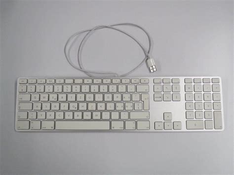 Apple Keyboard Mit Ziffernblock Kaufen Auf Ricardo