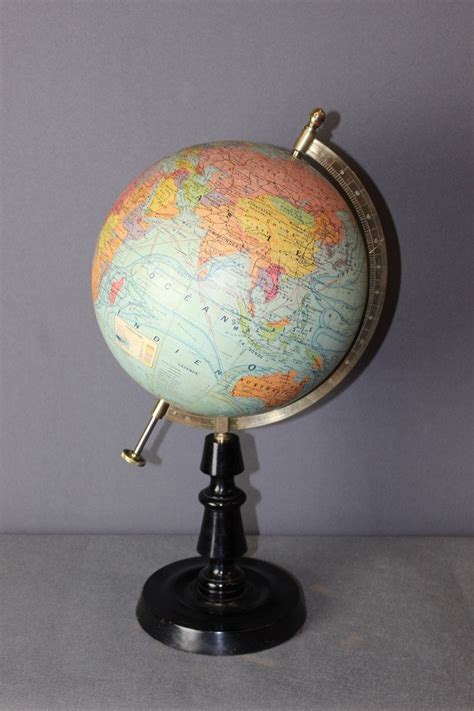 Proantic Globe Terrestre Par J Forest Vers 1920