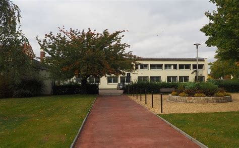 Le collège fête ses 40 ans Collège Elsa Triolet de Varennes sur Seine