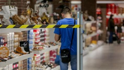 Roban más de 22 mil dólares en mercadería de un almacén en Pelileo