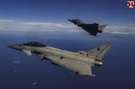 SCRAMBLE DI DUE EUROFIGHTER DELL AERONAUTICA MILITARE PER