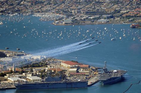 Parade of Flight at Naval Air Station North Island | Defence Forum & Military Photos - DefenceTalk