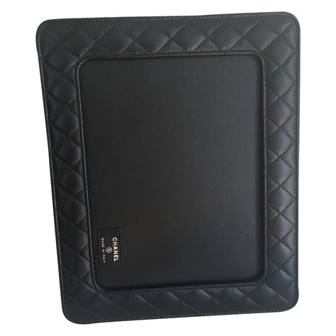 Chanel Ipad Case Black Leather ref.39777 - Joli Closet