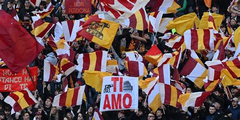 Roma Feyenoord Sale La Febbre Per La Finale Di Conference League