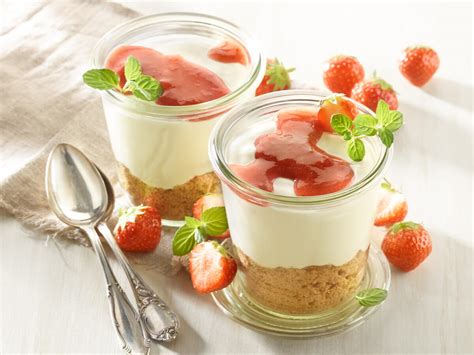 Rezept für Strawberry Cheesecake im Glas