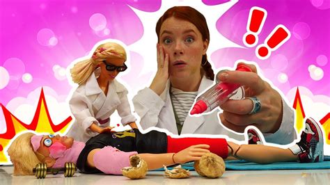 Puppen Video für Kinder mit Irene und Barbie Magisches Schloss Ken