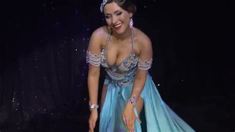 Karina رقص شرقي ساخن 💃 💃 Belly Dancer 🌻🌈 رقص دلع 😍 Youtube