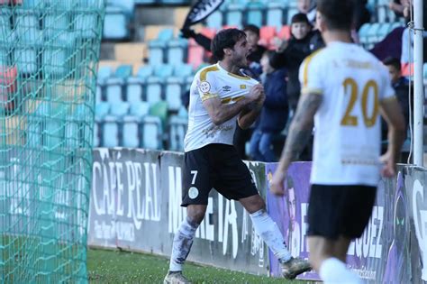 El Salamanca Uds Se Hace Con El Derbi Y Toma Ventaja Para El Playoff