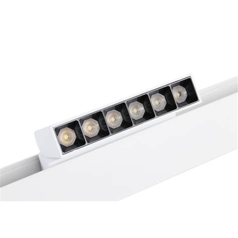 Luminaria Lineal Led Orientable Para Carril Magn Tico V W Ugr