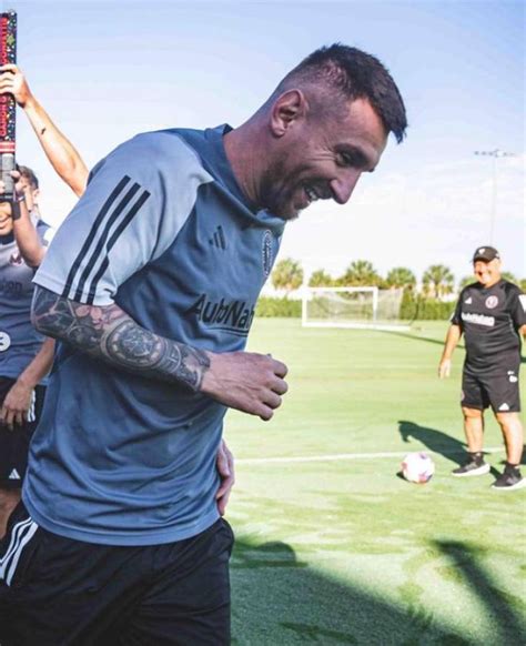 Qu Pas Con David Ruiz As Recibieron A Messi En El Inter De Miami