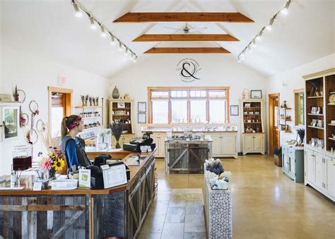 Tourism boards explain how Vernon to Kelowna links regions 27