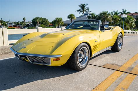 Daytona Yellow Chevrolet Corvette With V Begs To Be