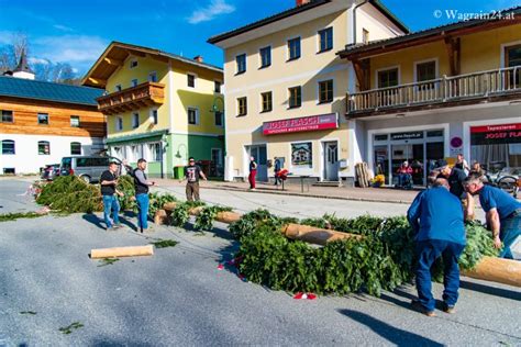 Maibaumaufstellen Wagrain Eine Fotogalerie Aus Wagrain Auf