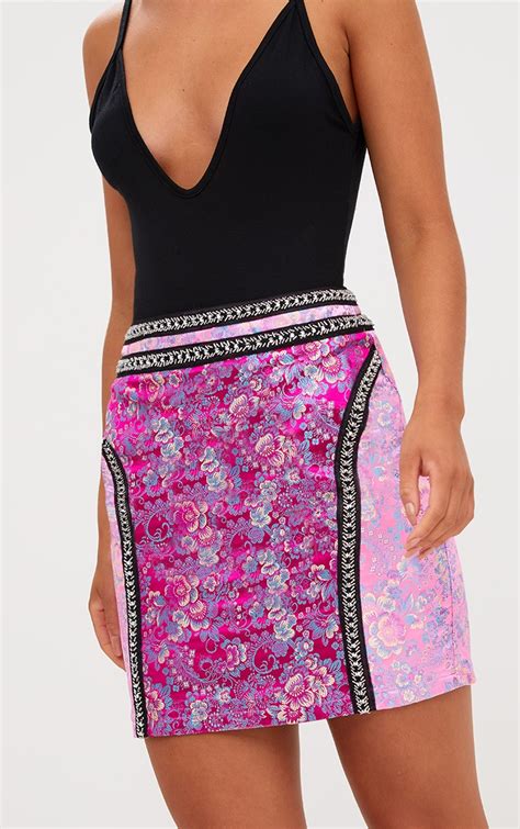 Premium Pink Jacquard Embellished Mini Skirt Prettylittlething