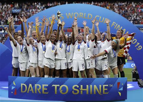 Us Men Womens Teams Reach Historic Equal Pay Deal With Federation Daily Sabah