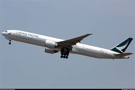 B KPR Cathay Pacific Boeing 777 367ER Photo By Wanping Chen ID