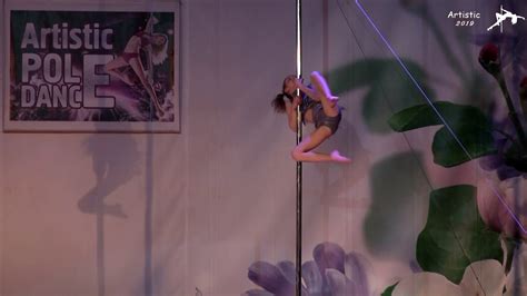 Бевз Елизавета/1-е место Дебют 10-13 лет/Artistic Pole Dance 201/Кривой ...
