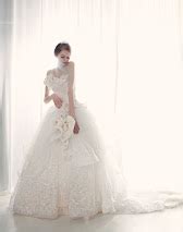 Wedding Dresses Collection: Iraqi Wedding Traditions