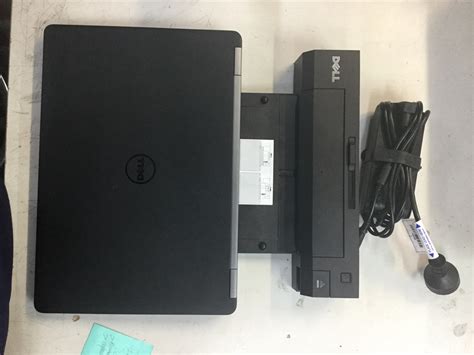 Laptop Dell Latitude E7470 W Charger And Docking Station Powers On