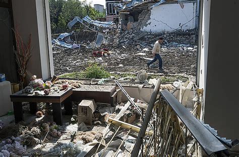 Tote Und Verletzte Bei Neuen K Mpfen In Berg Karabach