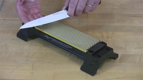 How to Sharpen Ceramic Knives – Effective Knife Sharpen Methods - OnlyKnife